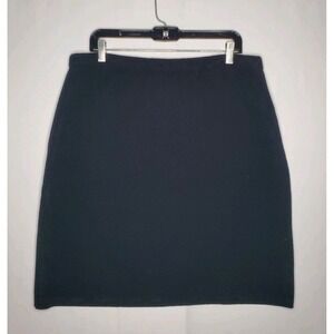 Castleberry Skirt Women LP Black Old Money Santana Knit Classic Mini Pull-On